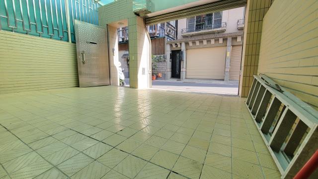 東區透天-7