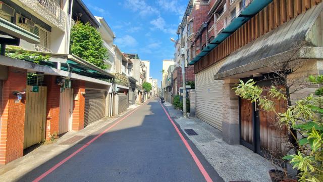 東區透天-5