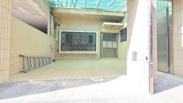 東區透天-6